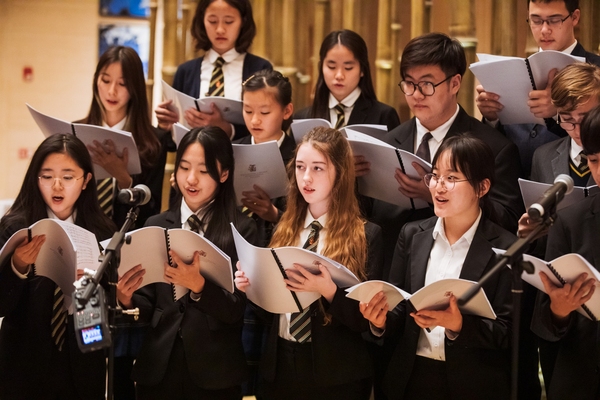 Choir Performance,Wellington College Bilingual Tianjin