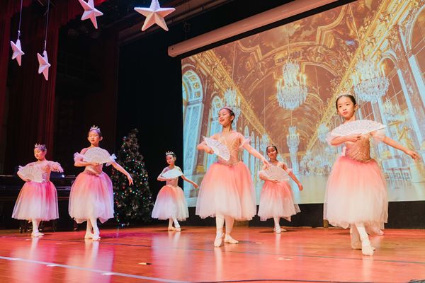 Nest Christmas Show,Wellington College International Tianjin