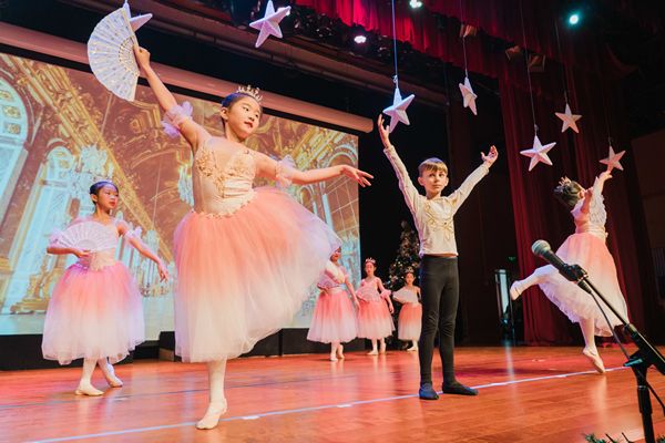 Nest Christmas Show,Wellington College International Tianjin