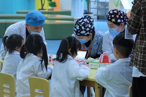 Mini Dentist Experience,Hiba Academy Hangzhou Nursery