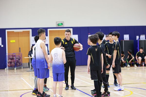 惠立学子在篮球、足球比赛大放光彩,杭州市萧山区惠立学校