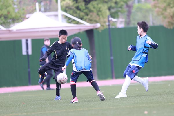 惠立学子在篮球、足球比赛大放光彩,杭州市萧山区惠立学校