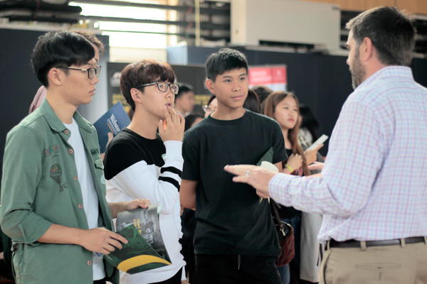 INTERNATIONAL UNIVERSITY FAIR 2016,Wellington College Bilingual Tianjin
