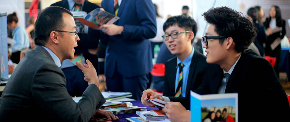 天津惠灵顿国际学校大学展