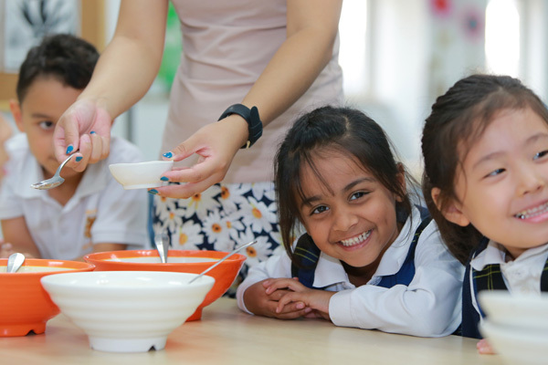Yogurt Cake Making,Wellington College Bilingual Tianjin – Nursery