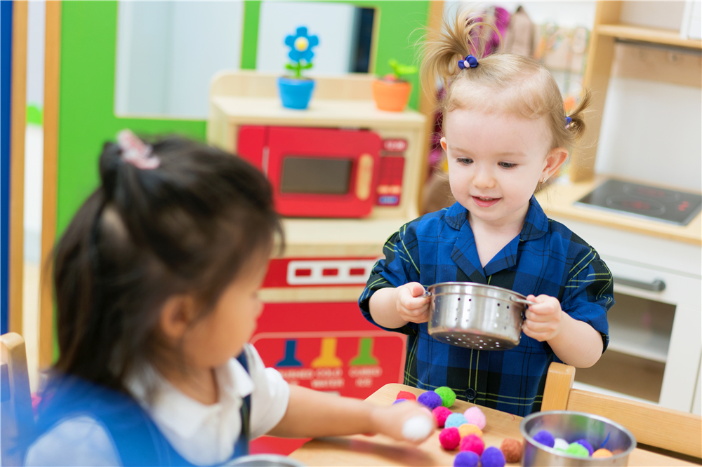 Sensory play in Early Childhood Education. How important is it?