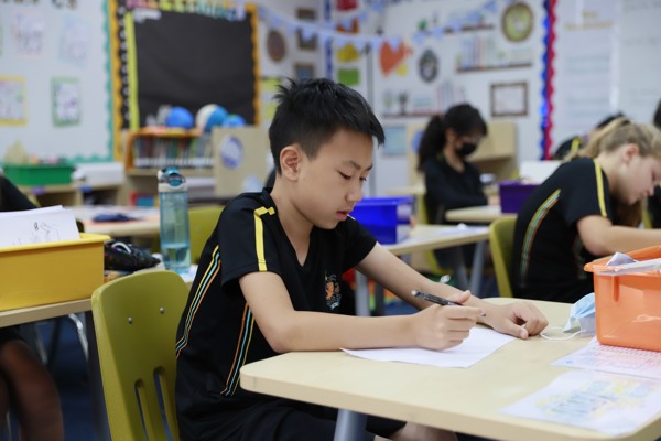 文学周,杭州惠灵顿外籍人员子女学校