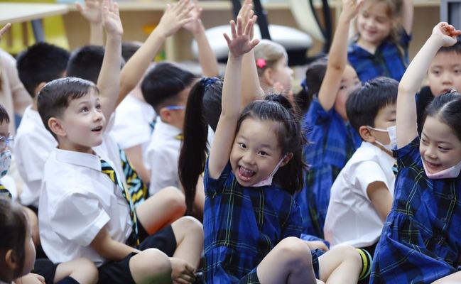 开学第一天,杭州惠灵顿外籍人员子女学校