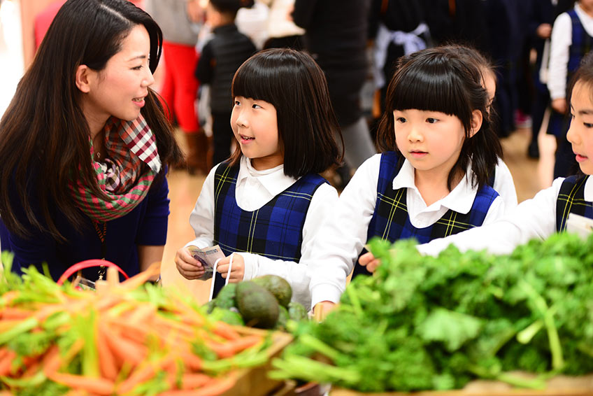 Wellington pupils get first-hand experience at our first Farmers’ Market