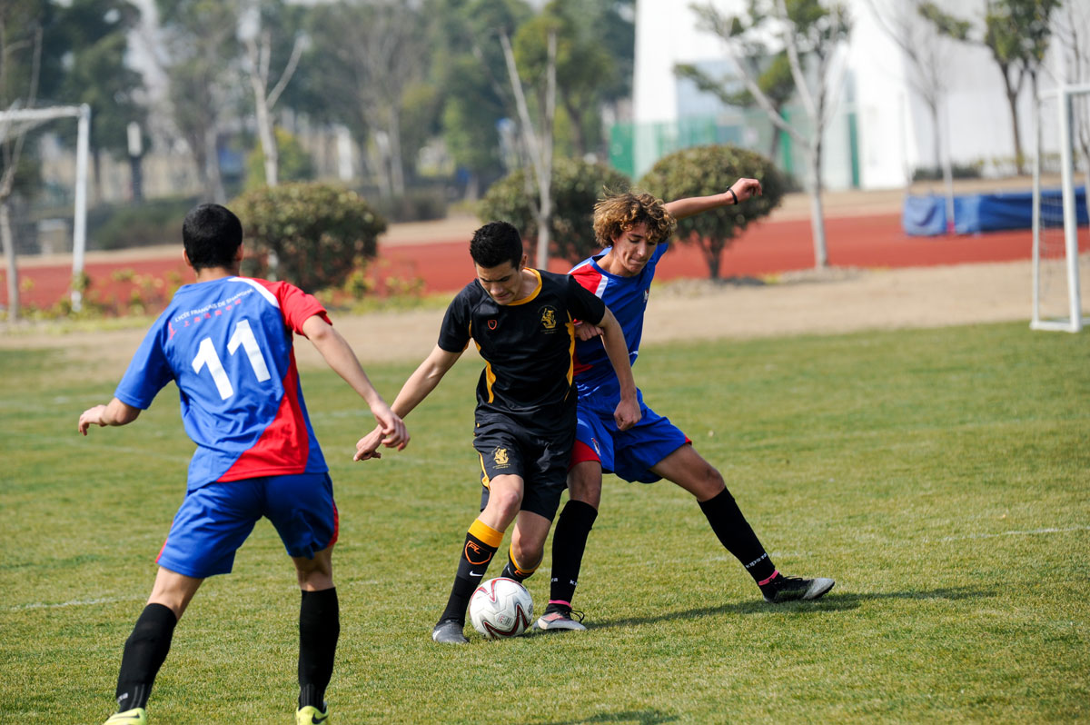 Boys narrowly lose out in final at Wellington College U18 boys football tournament