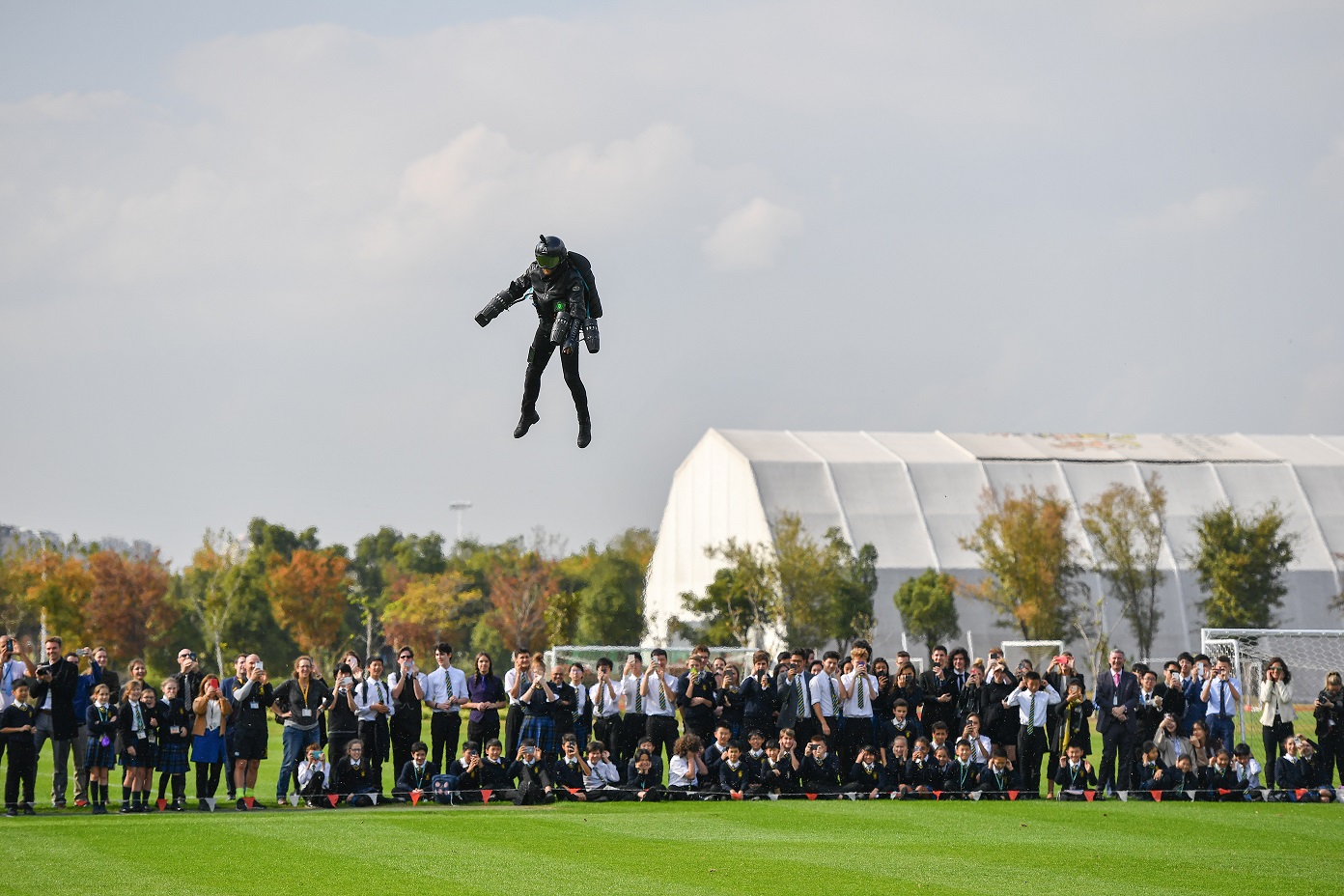 Defying gravity: Richard Browning flies across Wellington