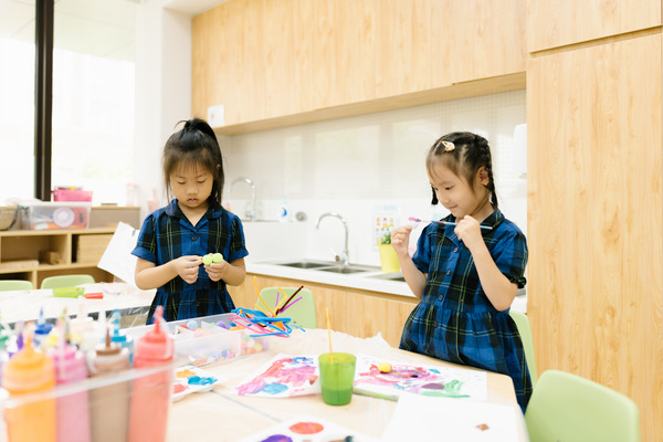 All together again – Wellington’s youngest pupils return