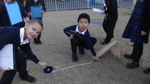 Inquiring Scientists in Milepost 1,Wellington College International Tianjin