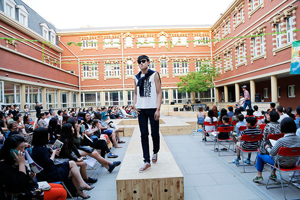Fun night at the Wellington Fashion Show,Wellington College International Tianjin