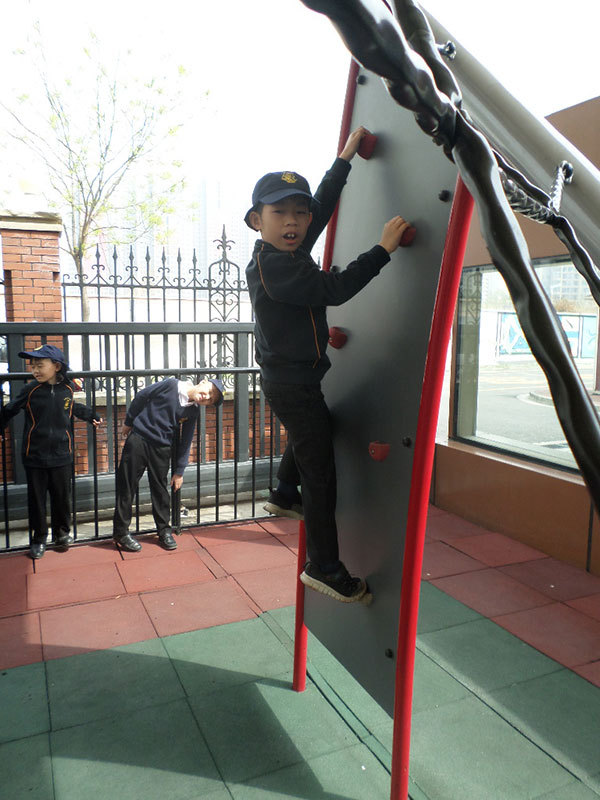 The Pushes and Pulls in Milepost 1,Wellington College International Tianjin