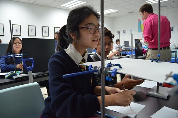 Science Talk & ISCOT Science Competition,Wellington College International Tianjin