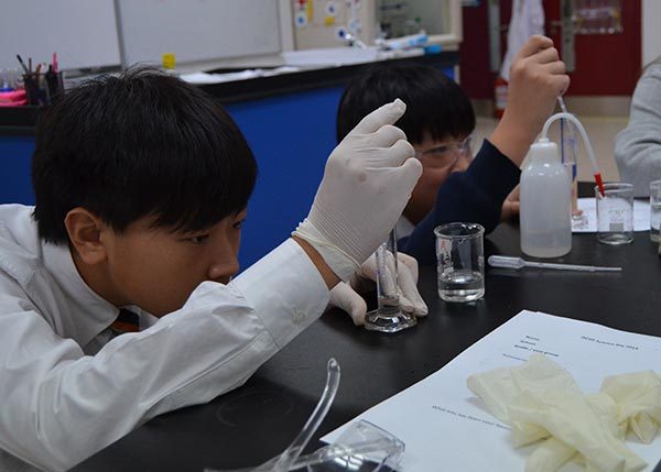 Science Talk & ISCOT Science Competition,Wellington College International Tianjin