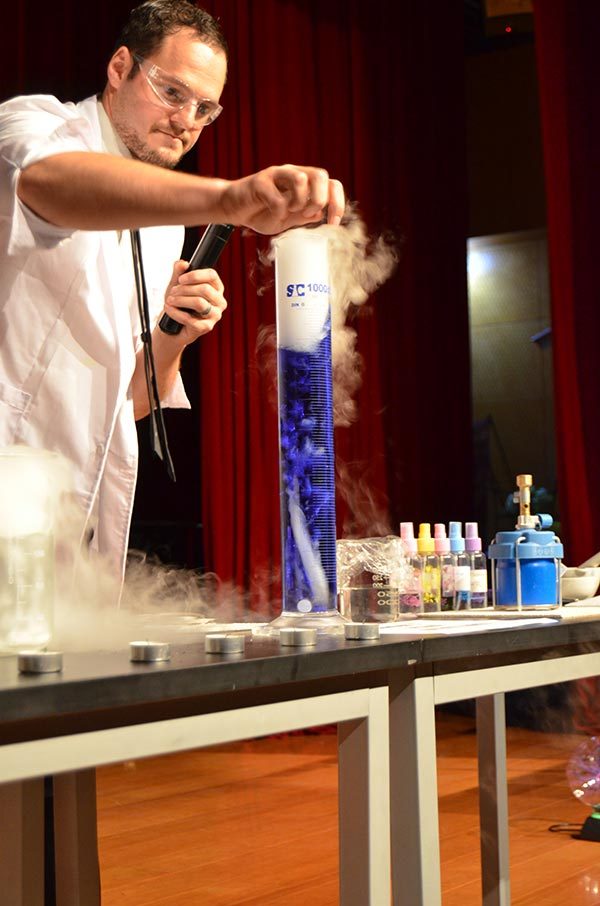 Science Talk & ISCOT Science Competition,Wellington College International Tianjin
