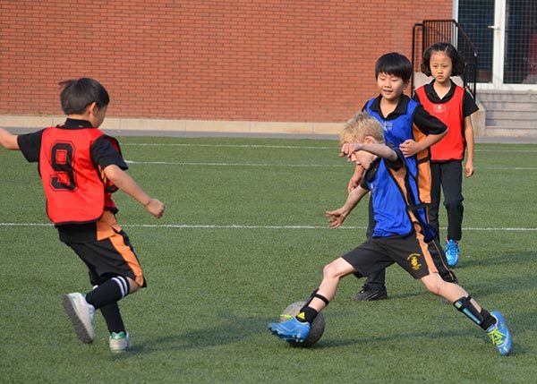 Junior School InterHouse Football,Wellington College International Tianjin