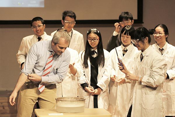 Science Assembly,Wellington College International Tianjin