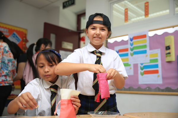 Traditional Chinese Medicine Cultural Experience,Wellington College International Tianjin