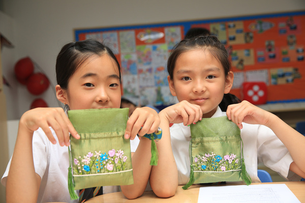 Traditional Chinese Medicine Cultural Experience,Wellington College International Tianjin