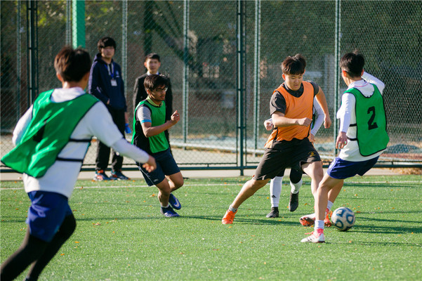 Inter-House Football,Wellington College International Tianjin