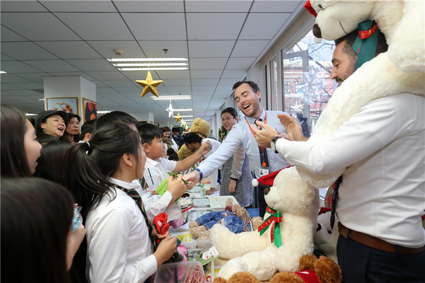 Charity Christmas Bazaar,Wellington College International Tianjin