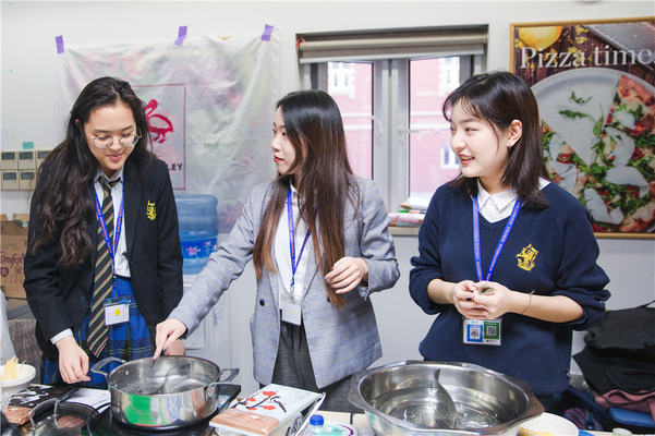 Charity Christmas Bazaar,Wellington College International Tianjin